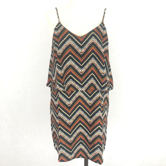 Lumiere NWT Chevron Printed Mini Dress Sz M - Picture 1 of 9